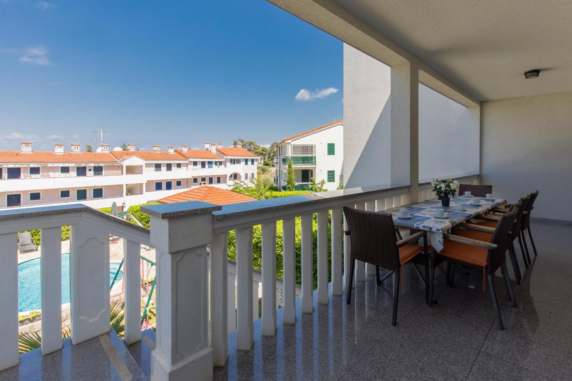 Holiday Home Ore Малинска Экстерьер фото